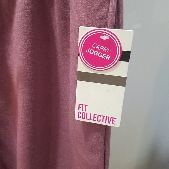 Capri Jogger - Picture 6 of 8